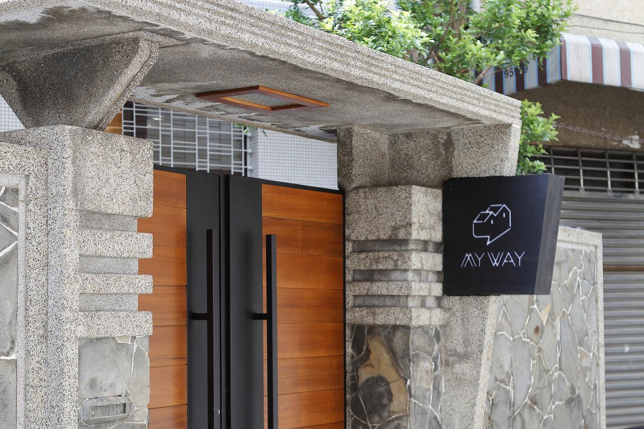 My Way House 好巷一弄民宿 Acomodação com café da manhã Tainan Exterior foto